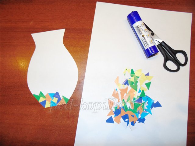 Майстер-клас: Об'ємна аплікація з природного матеріалу з використанням паперової мозаїки «Ваза з квітами»