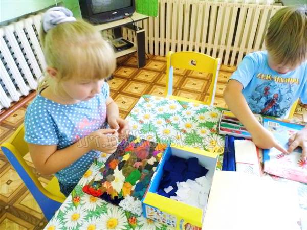 Торцювання на пластиліні в дитячому садку