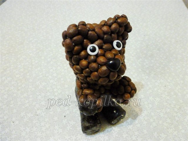 Фігурка ведмедя з кавових зерен. Майстер-клас