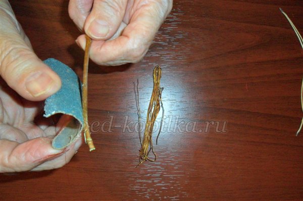 Майстер-клас Казковий сніговик з помпонів