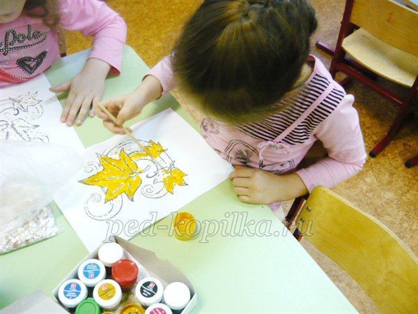 Аплікація з яєчної шкаралупи