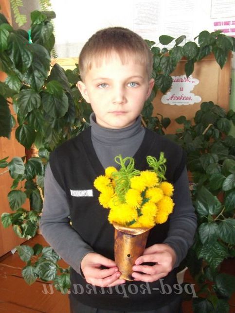 Мімоза для мами своїми руками