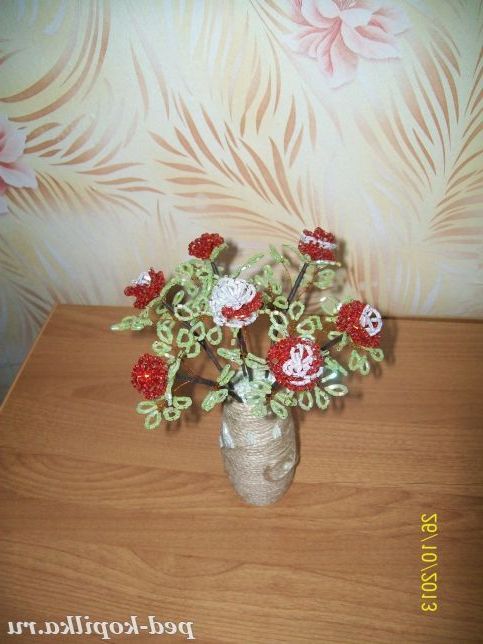 Троянди бісероплетіння