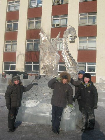 Фігури з льоду