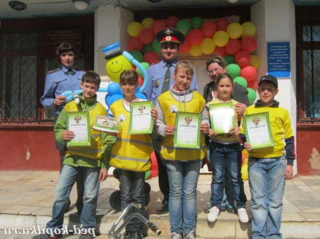 Юні інспектори дорожнього руху