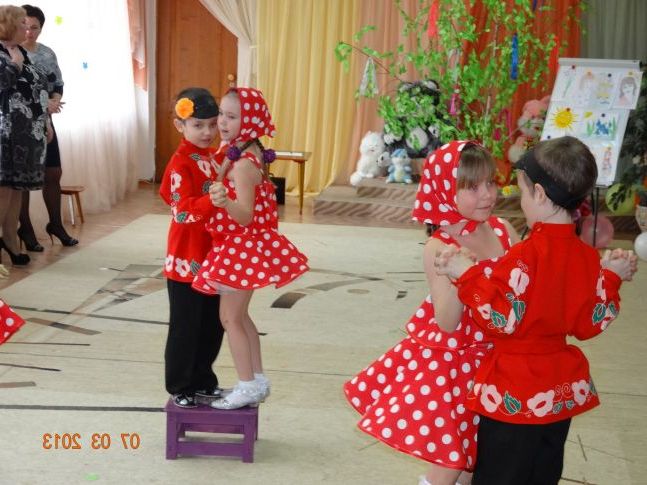 танець 